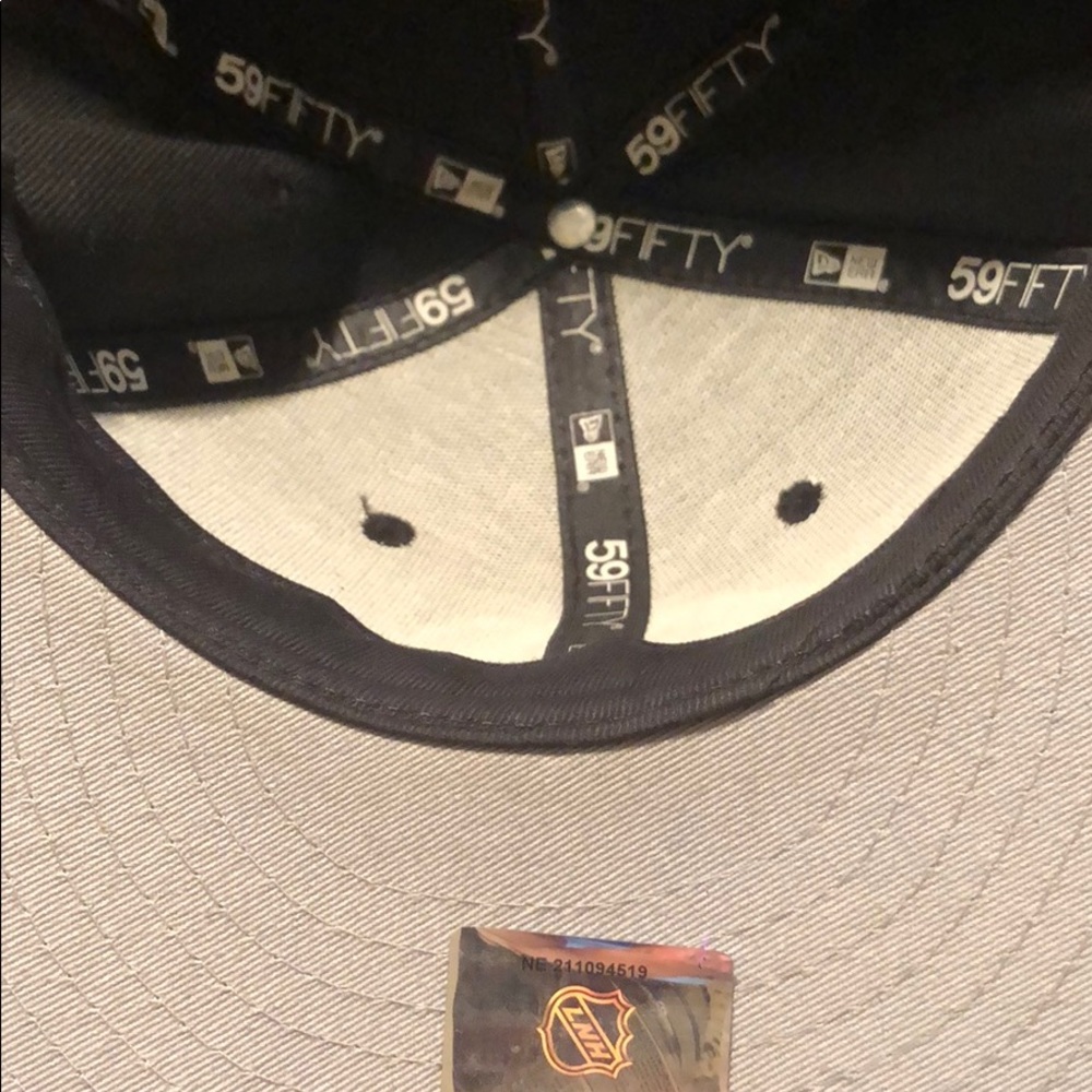 Hat - Picture 4 of 4